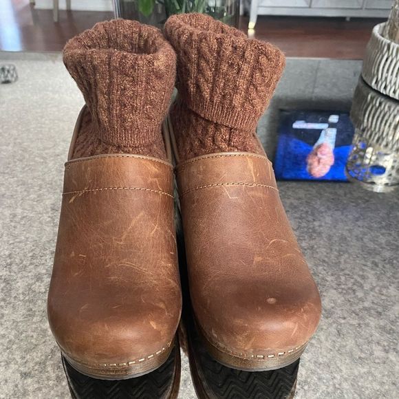 Dansko Chloe Clogs Brown 38 8 Leather w/Wool Cable Ankle Trim Unworn - Picture 5 of 8